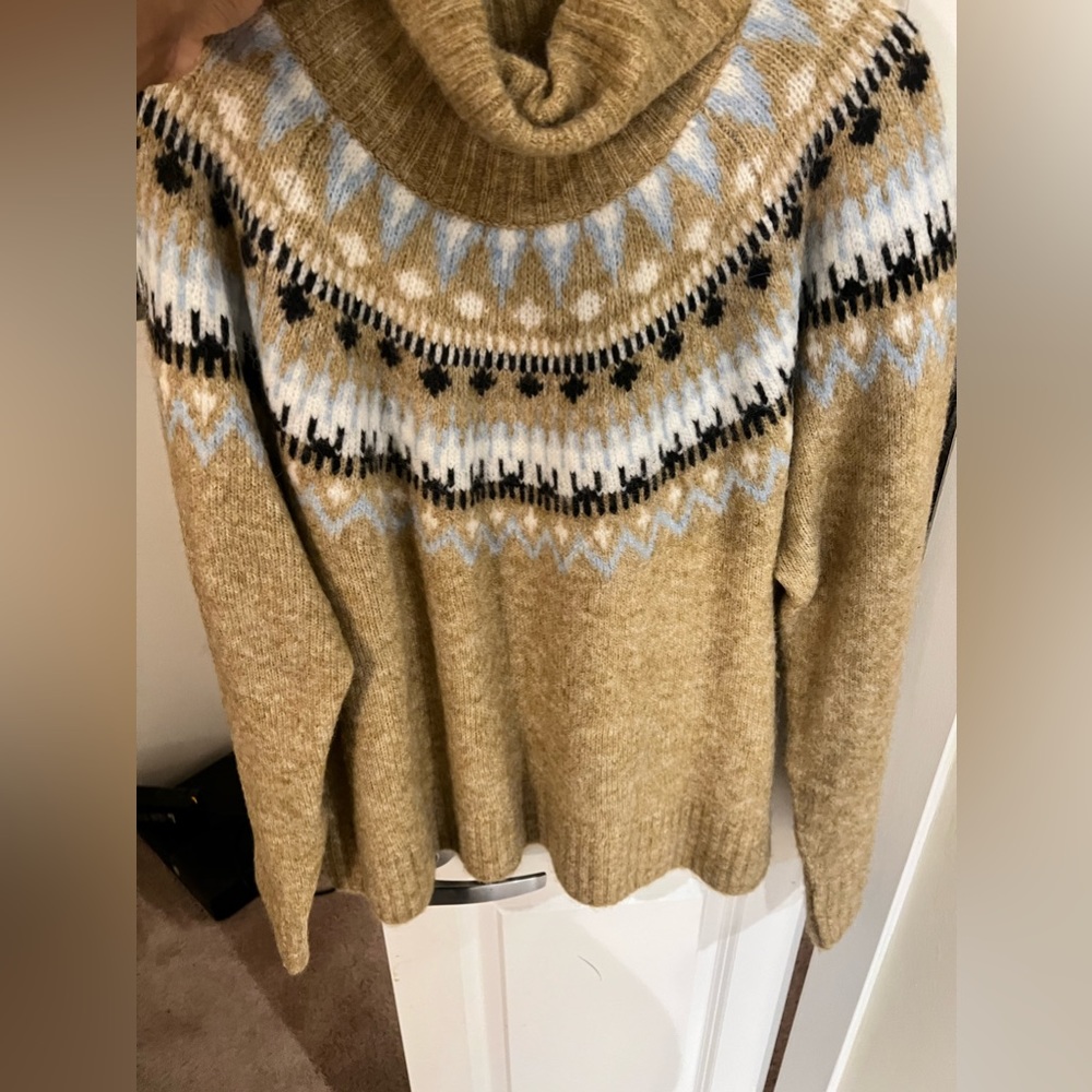H & M Size L Soft Fuzzy Cowl Neck Sweater Long Sleeve